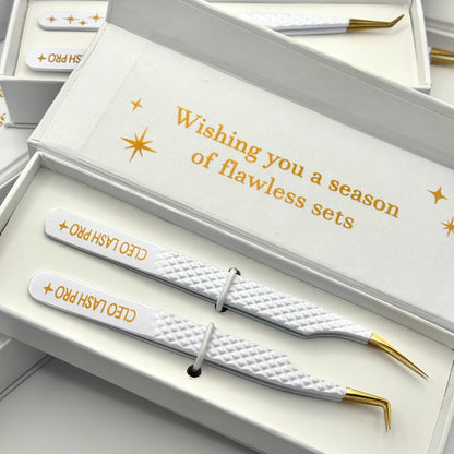 Winter Luxe Tweezers✨